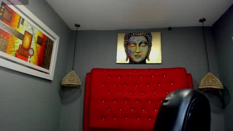 Snapshot of lizzaxs chatting on February 12, 2:10 pm lizza online show from February 12, 2:10 pm