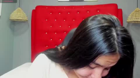 Snapshot of lizzaxs chatting on February 10, 1:55 pm lizza online show from February 10, 1:55 pm