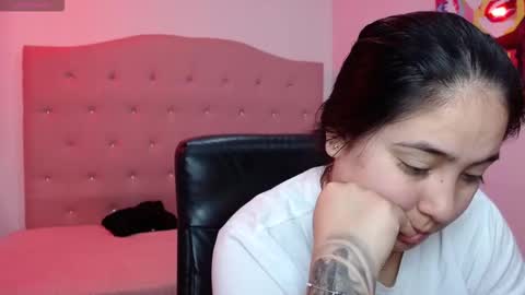 Snapshot of lizzaxs chatting on September 10, 11:44 am lizza online show from September 10, 11:44 am