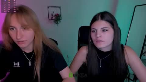 lizzie_boom online show from September 19, 1:04 pm