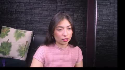 Snapshot of lizzie_collin chatting on October 13, 1:24 pm Lizzie online show from October 13, 1:24 pm