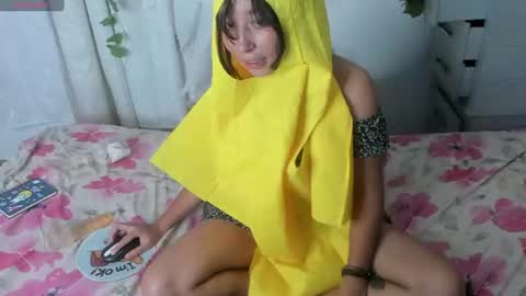 lizzy online show from August 7, 5:06 am