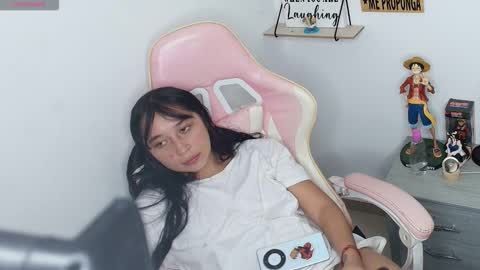 lizzy online show from November 3, 10:33 pm