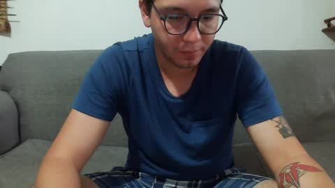 Lobo online show from April 18, 2:19 pm