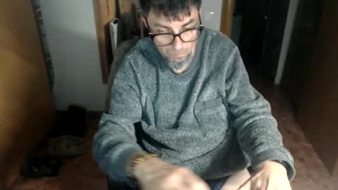 lobosolitario73 online show from April 11, 10:14 pm