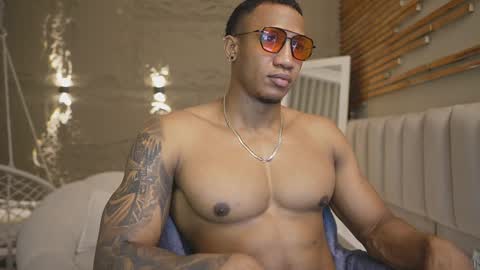 logan_varela online show from June 4, 3:29 pm