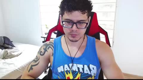 Loganandrwz online show from February 1, 5:32 pm