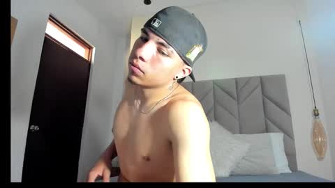 LoganGreys online show from February 18, 8:30 pm