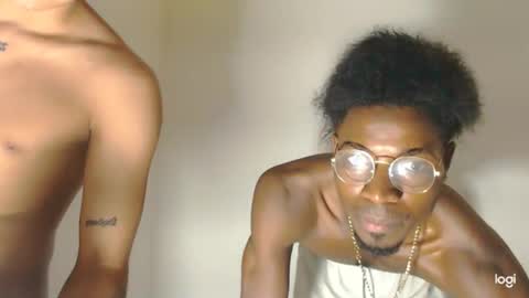 logannthh online show from February 20, 9:00 am