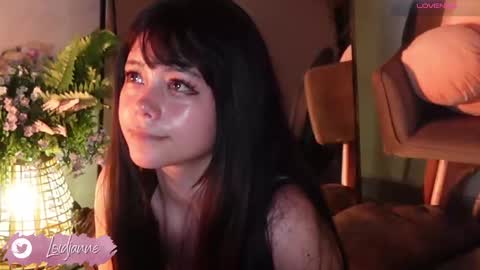 Snapshot of loidjanne chatting on October 30, 12:22 am Janne Miller 9pm to 3am GMT-5 online show from October 30, 12:22 am