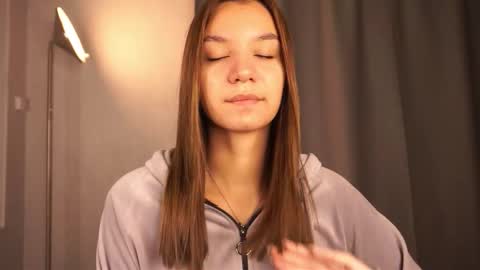 Elza online show from October 25, 6:08 pm