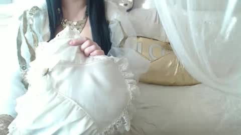 Lilu online show from January 17, 8:35 am