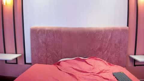 lokigoddess online show from January 10, 11:10 pm