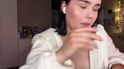 lola_razee online show from July 2, 10:58 pm