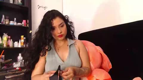 Snapshot of lolaa_staars chatting on December 13, 5:16 am lolaa_staars online show from December 13, 5:16 am