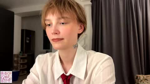 lolaatatee online show from May 30, 6:39 pm
