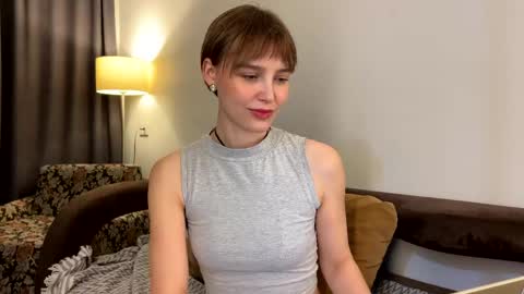 lolaatatee online show from May 31, 6:53 pm