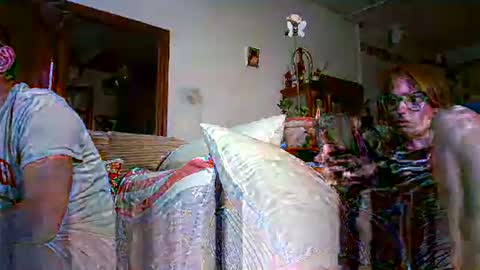 Snapshot of lolahueso chatting on September 26, 5:32 pm LOLA HUESO y ERIC online show from September 26, 5:32 pm