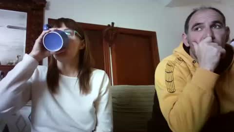 Snapshot of lolahueso chatting on March 9, 4:00 pm LOLA HUESO y ERIC online show from March 9, 4:00 pm