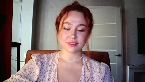 Lola online show from September 20, 12:08 pm