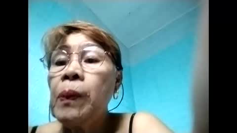 tey online show from March 27, 2:39 am