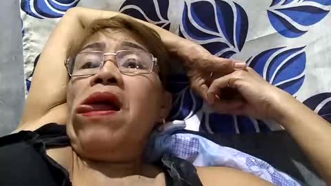 tey online show from March 10, 12:28 pm