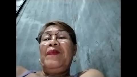 tey online show from October 19, 10:42 am