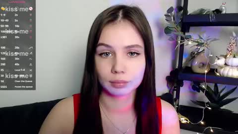 lolapalmer_ online show from March 9, 5:44 am