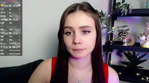 lolapalmer_ online show from February 13, 11:37 pm