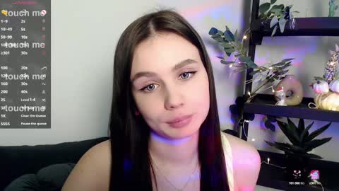 lolapalmer_ online show from February 26, 2:19 am