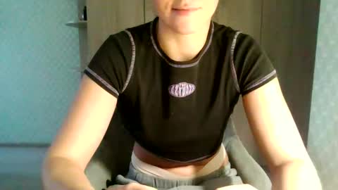 Snapshot of lollipops23 chatting on October 3, 2:47 pm Lollipops23 online show from October 3, 2:47 pm