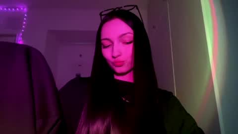 Polly online show from May 11, 7:44 pm