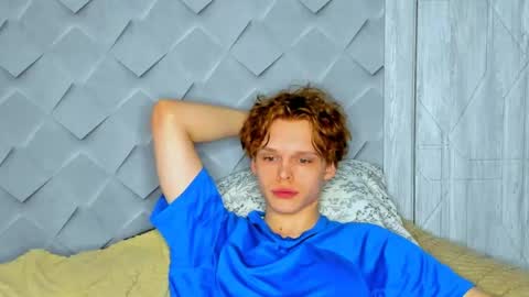 Nelis online show from April 19, 7:38 pm