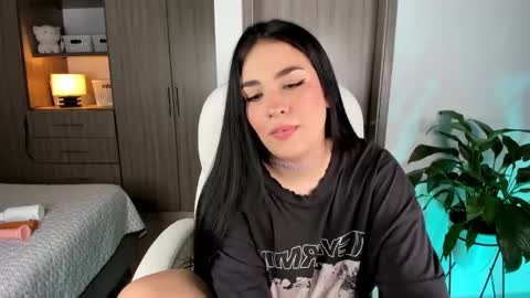 Sarah online show from January 9, 4:41 am