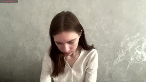 Roci online show from April 21, 5:03 am