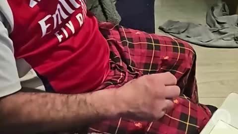 hey you online show from February 19, 3:27 am