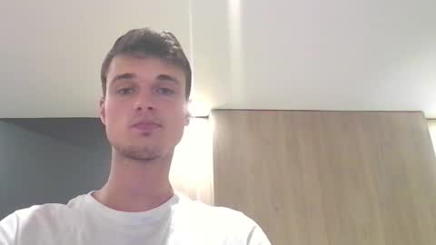 london_tomy online show from September 14, 11:50 pm