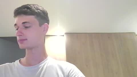 london_tomy online show from September 24, 2:07 am