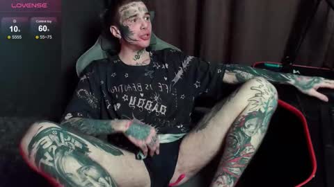 Chris online show from November 14, 4:09 pm