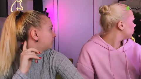 AlexaMilaVivyLilyLole online show from March 3, 12:45 pm