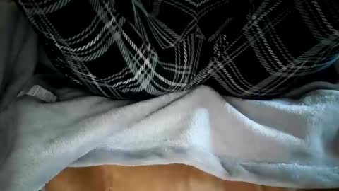 long133 online show from December 19, 11:49 am