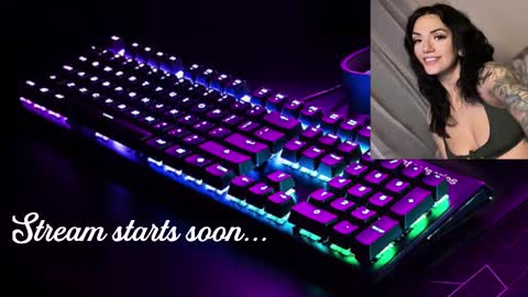 Snapshot of longdistancegf chatting on October 1, 8:19 pm Angel online show from October 1, 8:19 pm