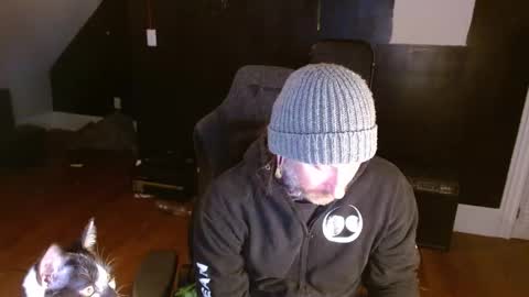 longhair online show from January 4, 1:42 am