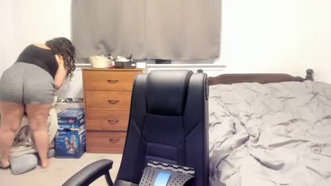 Rose online show from January 1, 11:51 pm