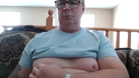 look823 online show from July 31, 4:41 pm