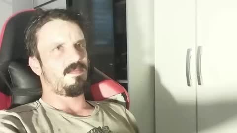 Lucas online show from February 10, 5:19 pm