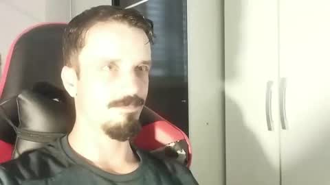 Lucas online show from December 29, 1:38 pm