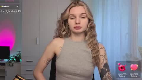 Luna online show from March 13, 2:09 pm