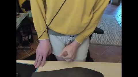 loomie online show from February 13, 7:45 am