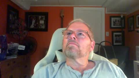 loosegravl online show from July 19, 8:22 pm